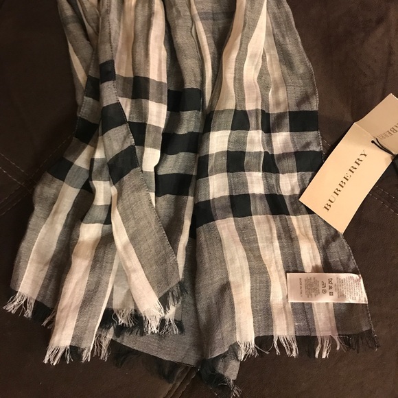burberry crinkle scarf